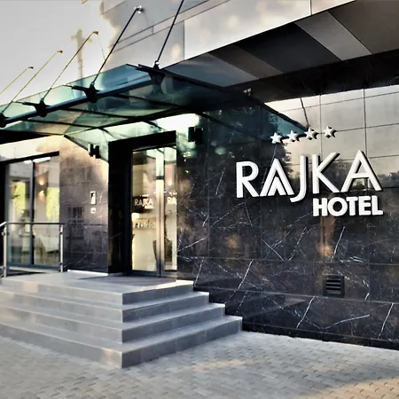 ホテル Rajka