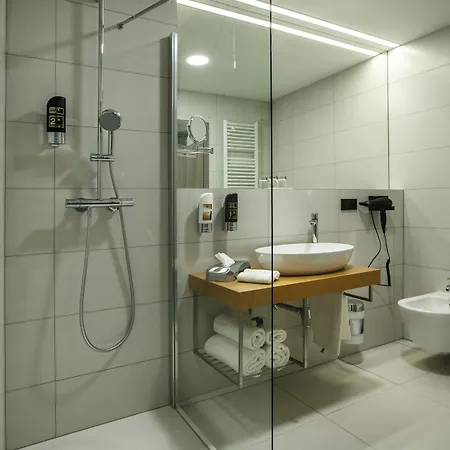 Rajka Szálloda Valašské Meziříčí