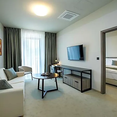 Rajka Hotel 4*